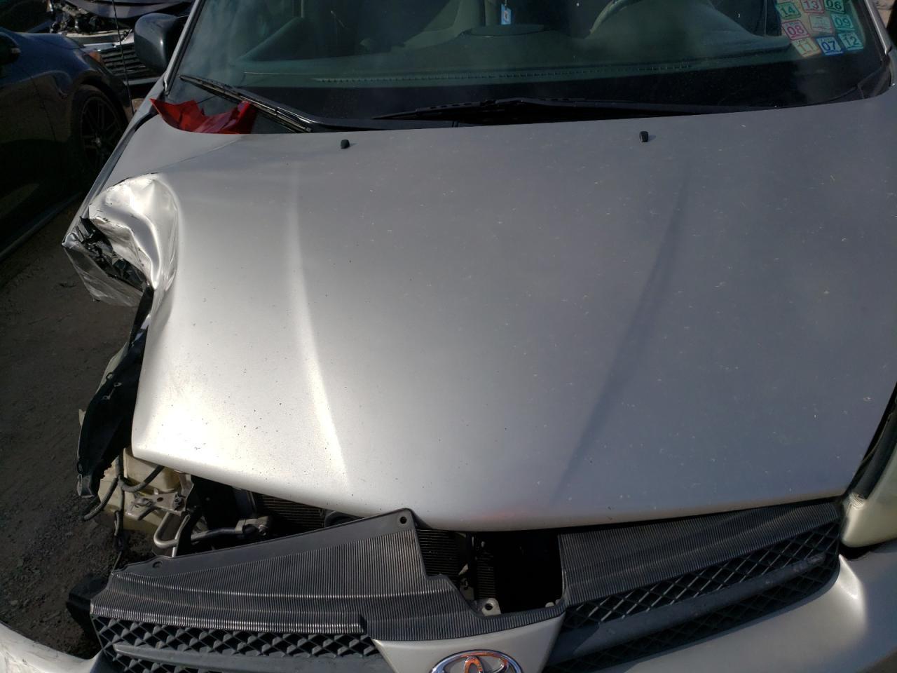 2005 TOYOTA SIENNA