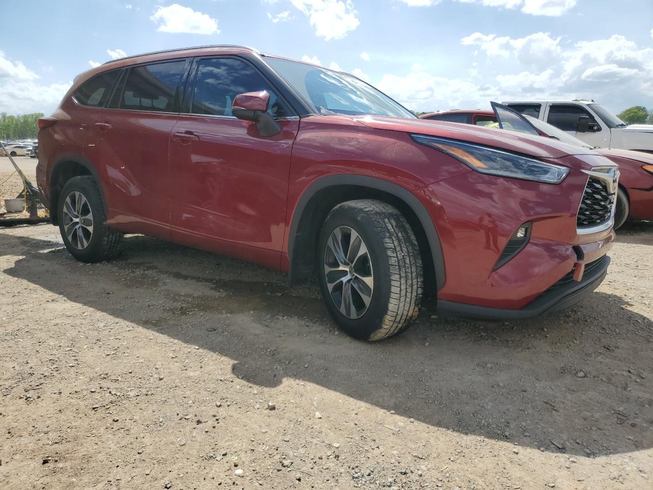 2021 TOYOTA HIGHLANDER
