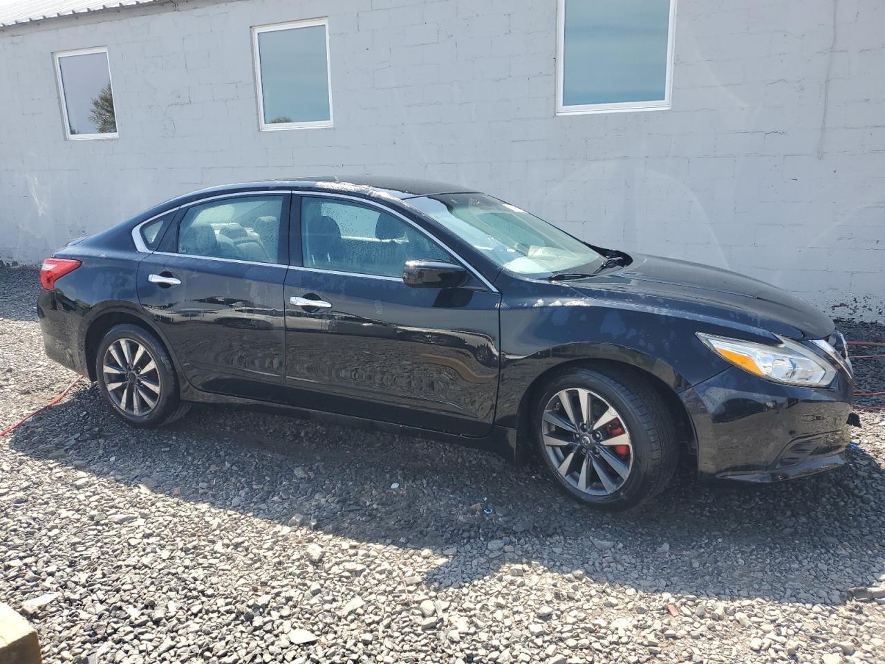 2017 NISSAN ALTIMA