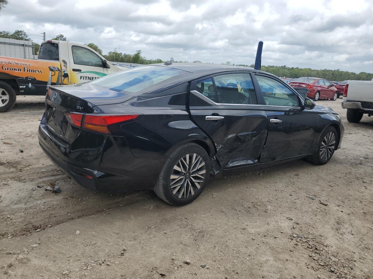 2024 NISSAN ALTIMA