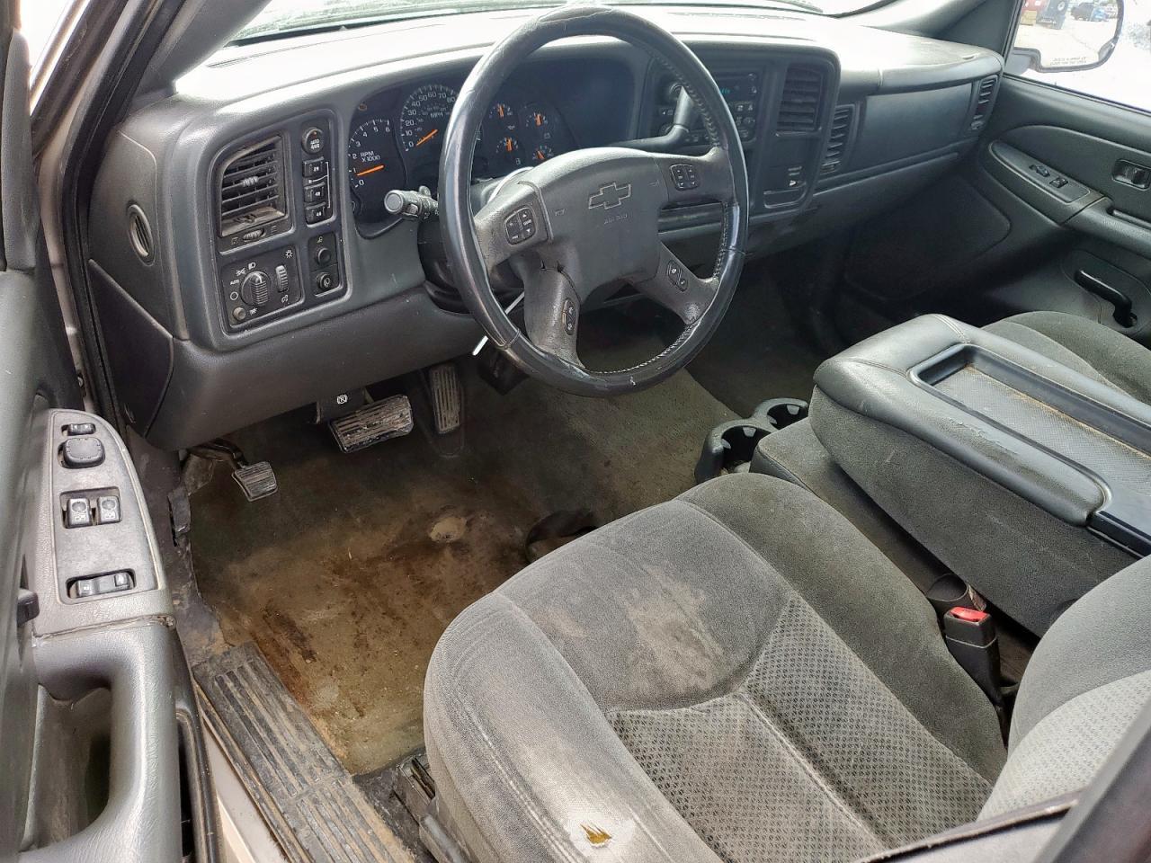 2004 CHEVROLET Silverado