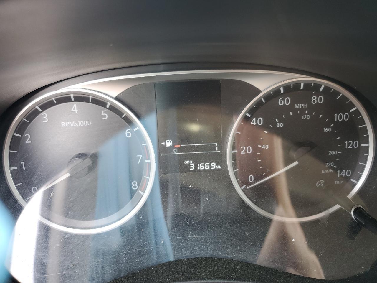 2021 NISSAN KICKS