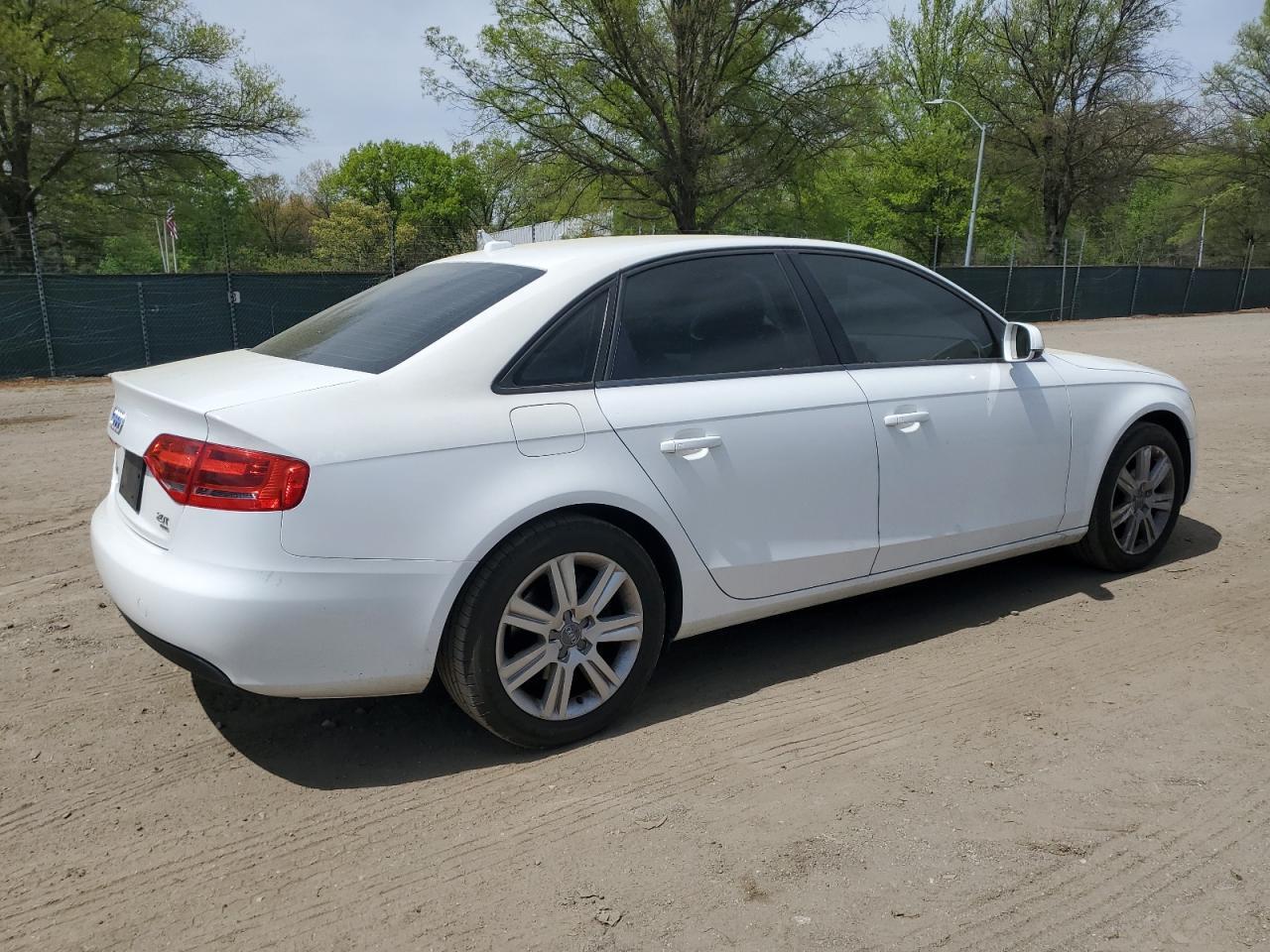 2010 AUDI A4