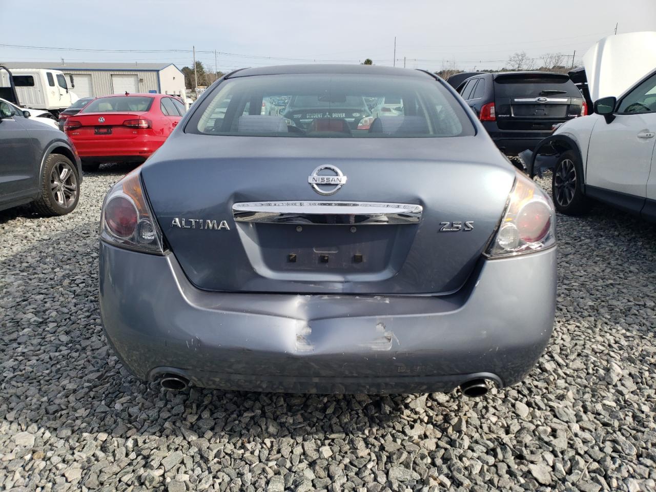 2010 NISSAN ALTIMA