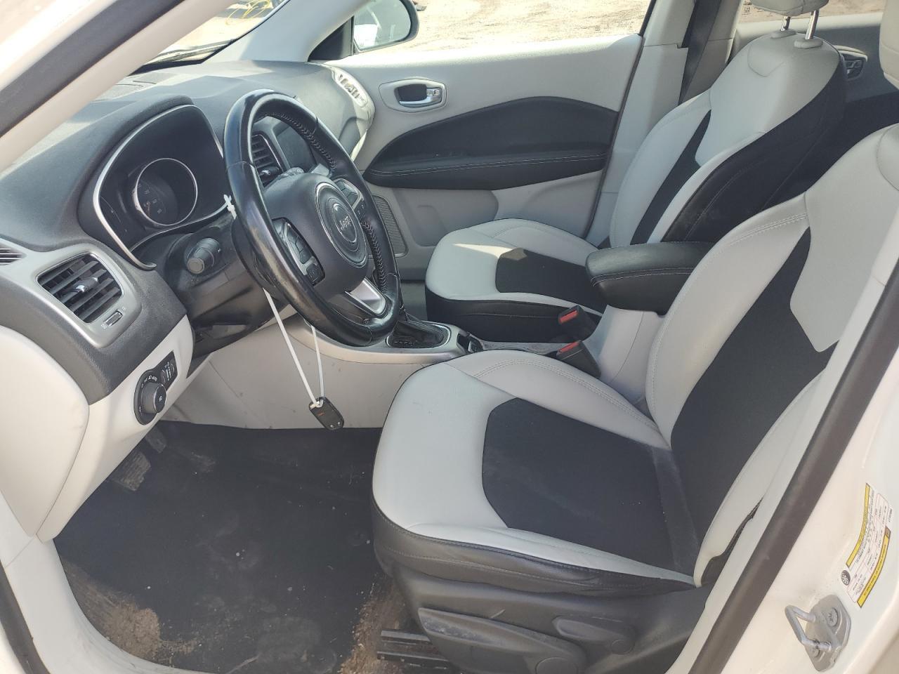 2020 JEEP Compass