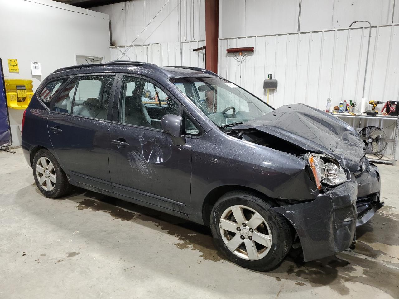 2007 KIA RONDO