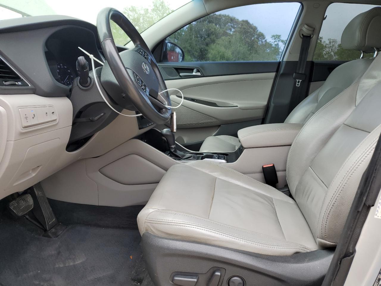 2017 HYUNDAI TUCSON