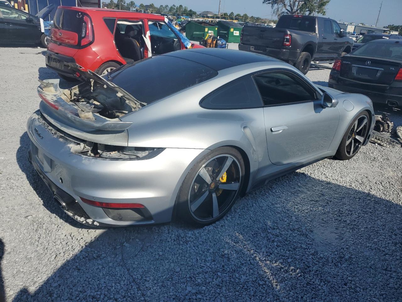 2021 PORSCHE 911