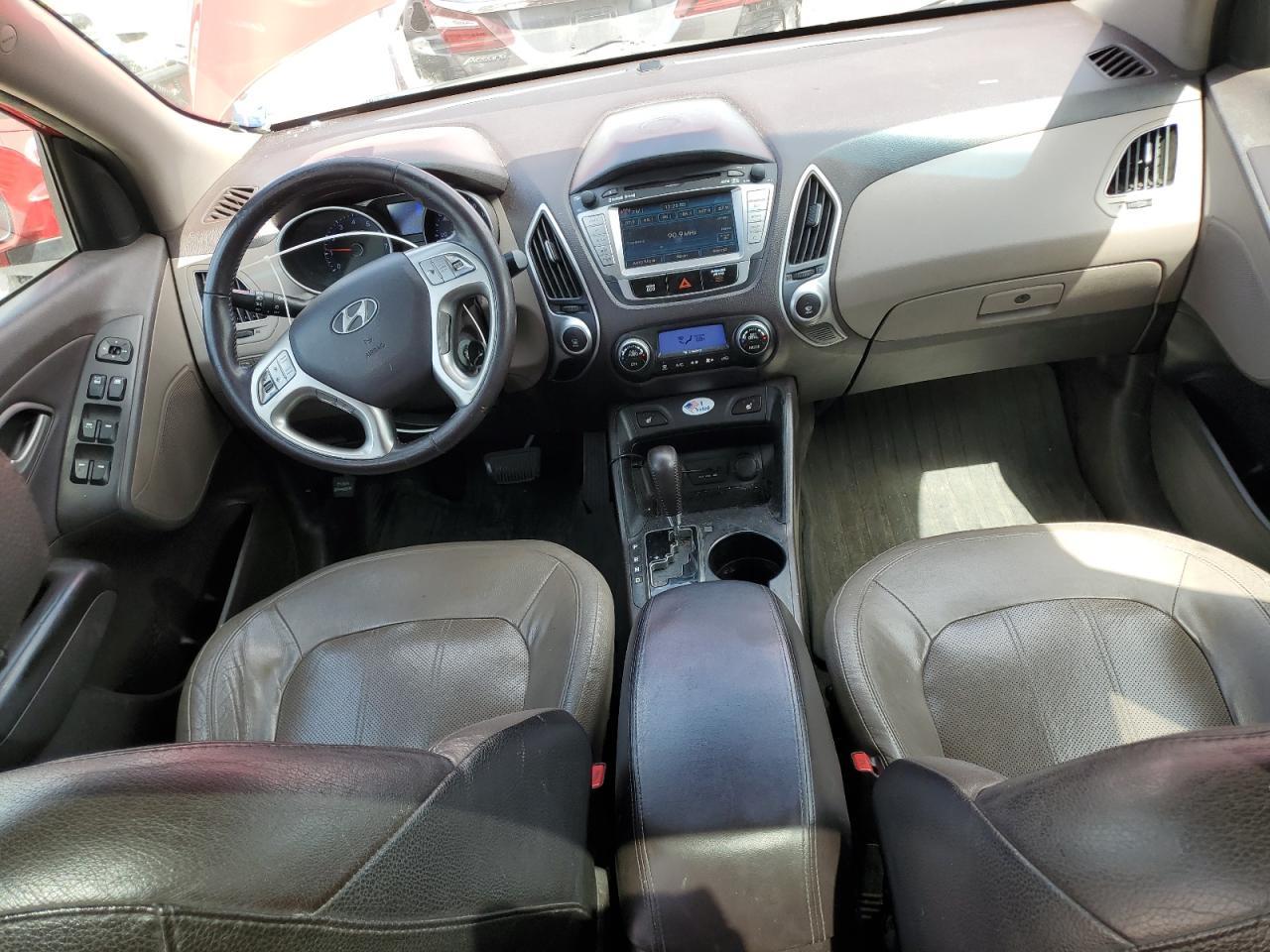 2012 HYUNDAI TUCSON