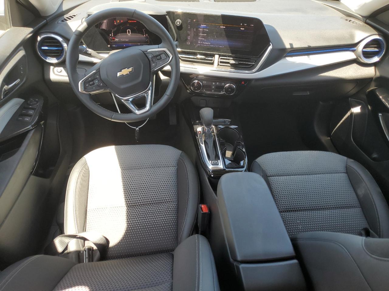 2024 CHEVROLET TRAX
