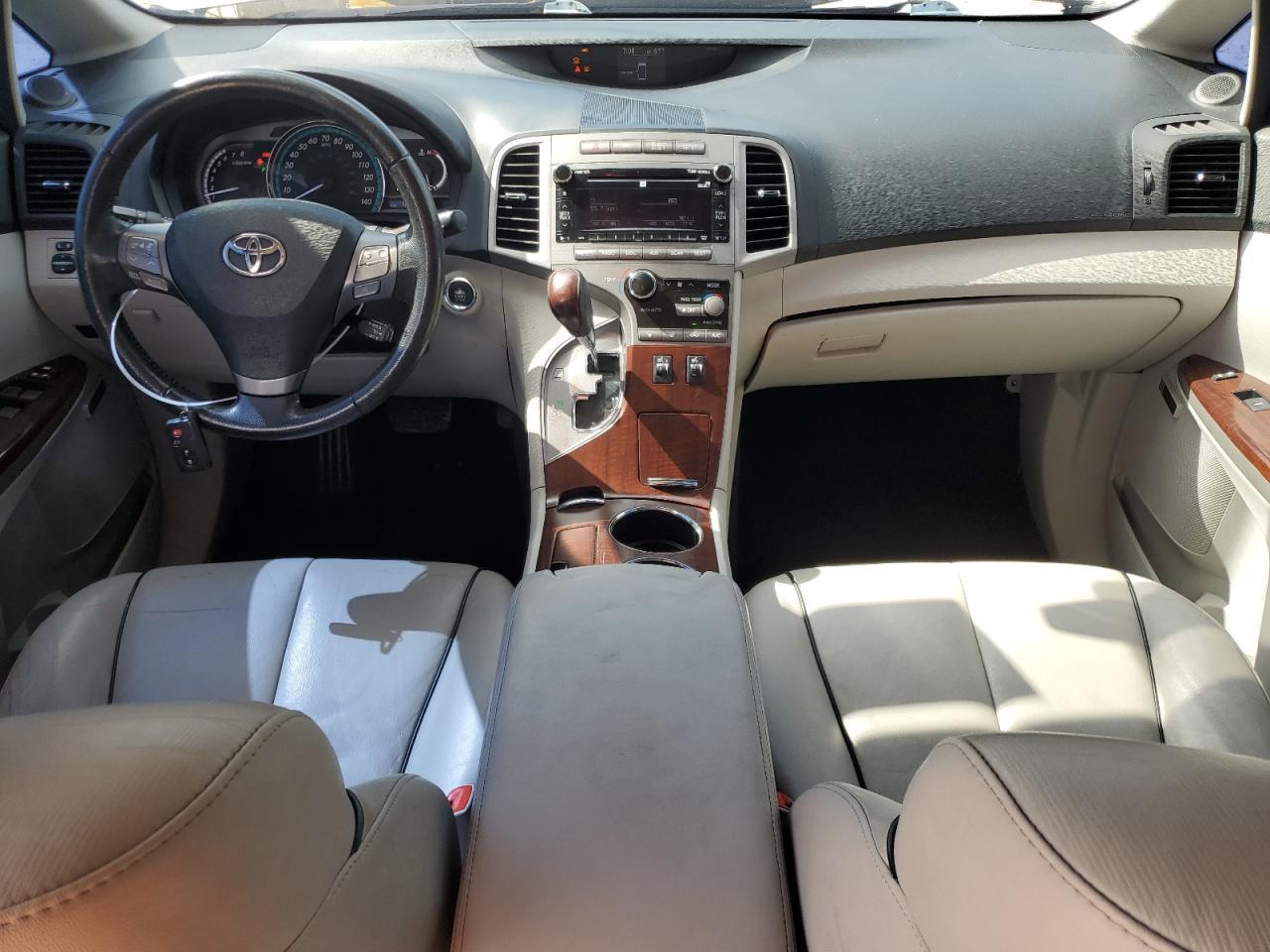 2011 TOYOTA VENZA