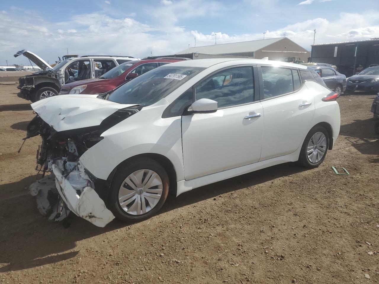 2024 NISSAN LEAF