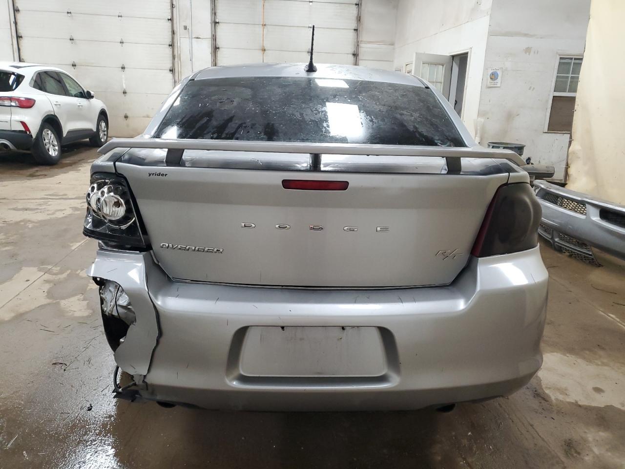 2014 DODGE Avenger