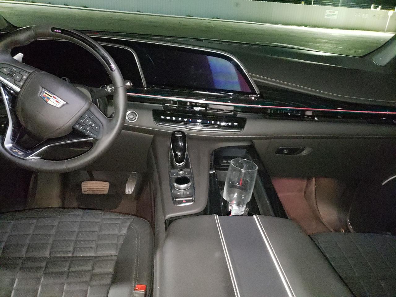 2024 CADILLAC ESCALADE