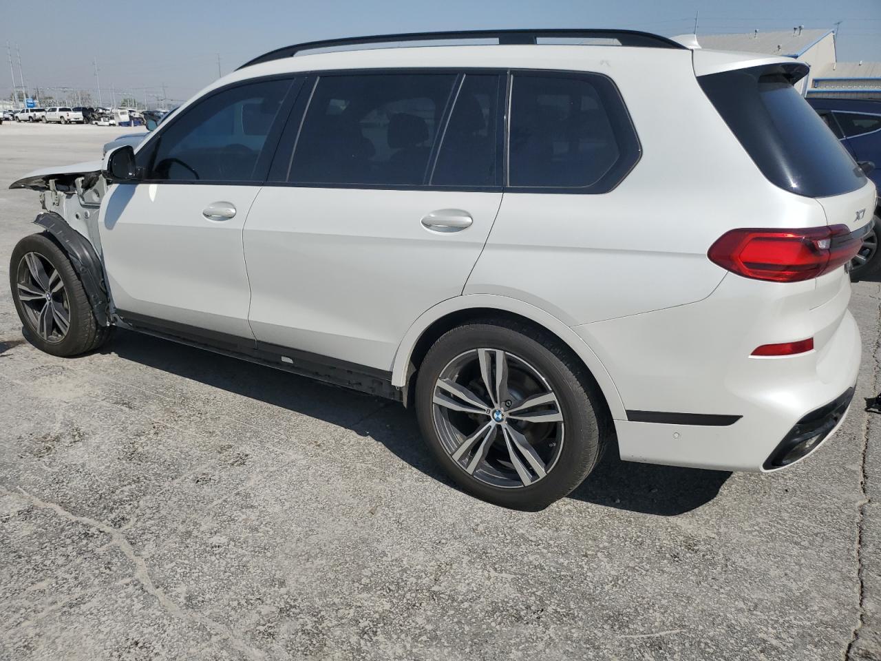 2020 BMW X7