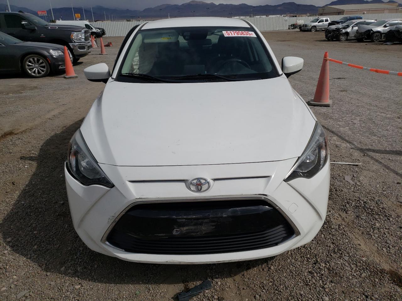 2017 TOYOTA YARIS