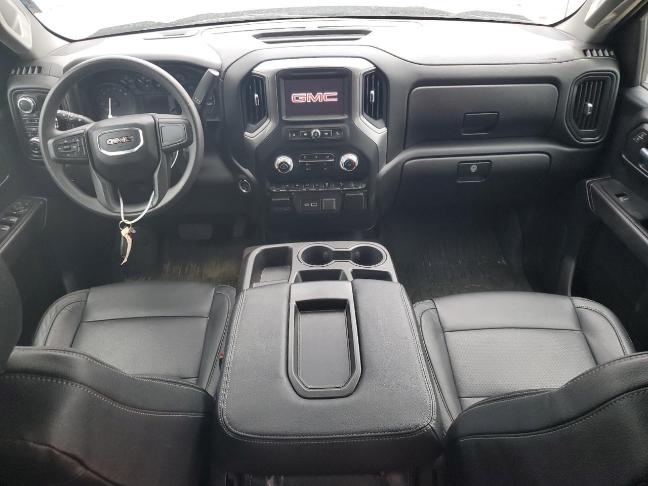 2024 GMC Sierra