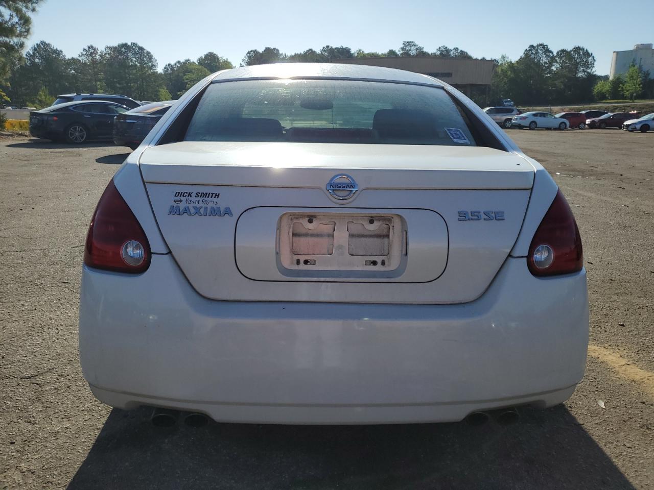 2005 NISSAN Maxima
