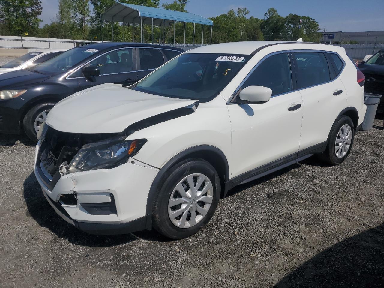 2017 NISSAN ROGUE