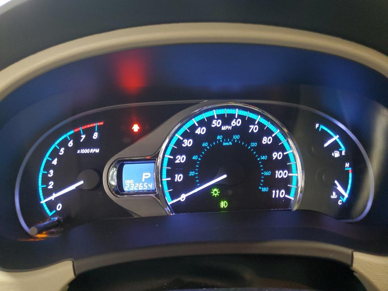 2012 TOYOTA SIENNA
