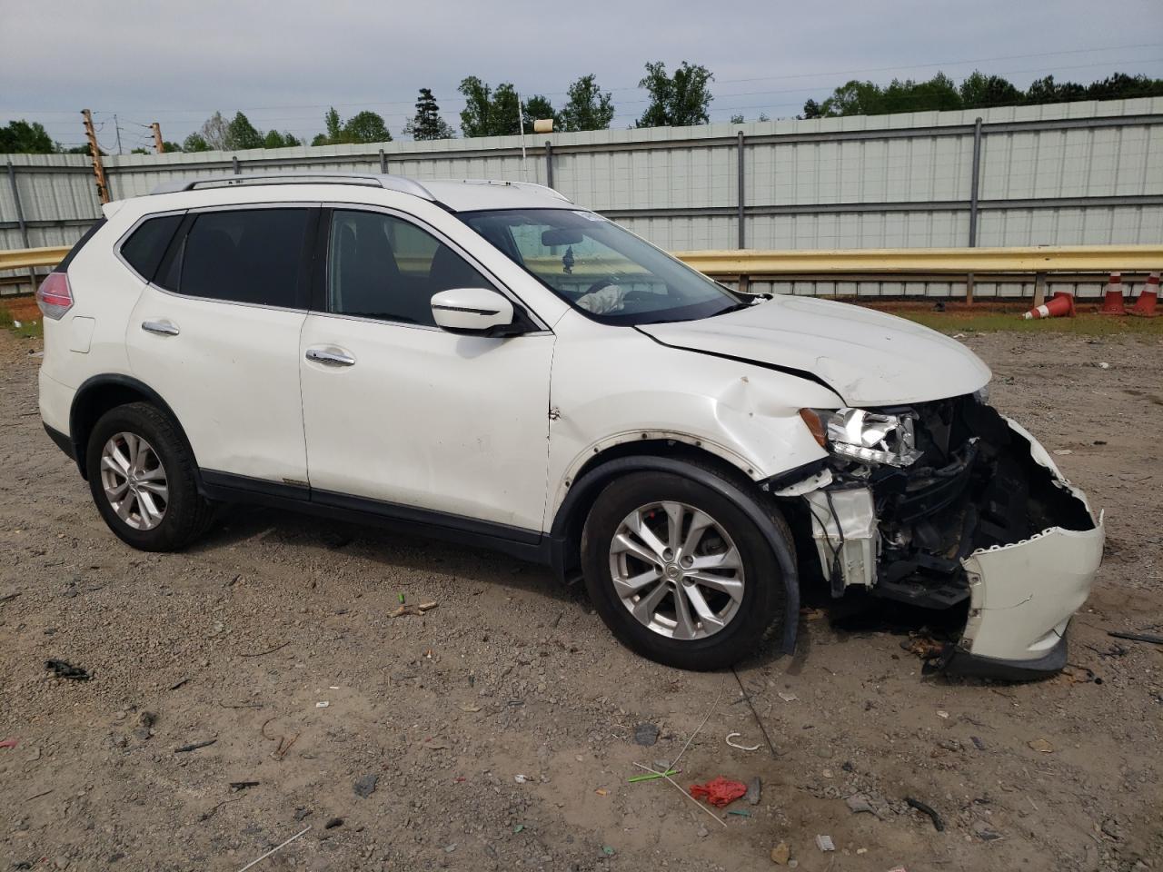 2016 NISSAN ROGUE
