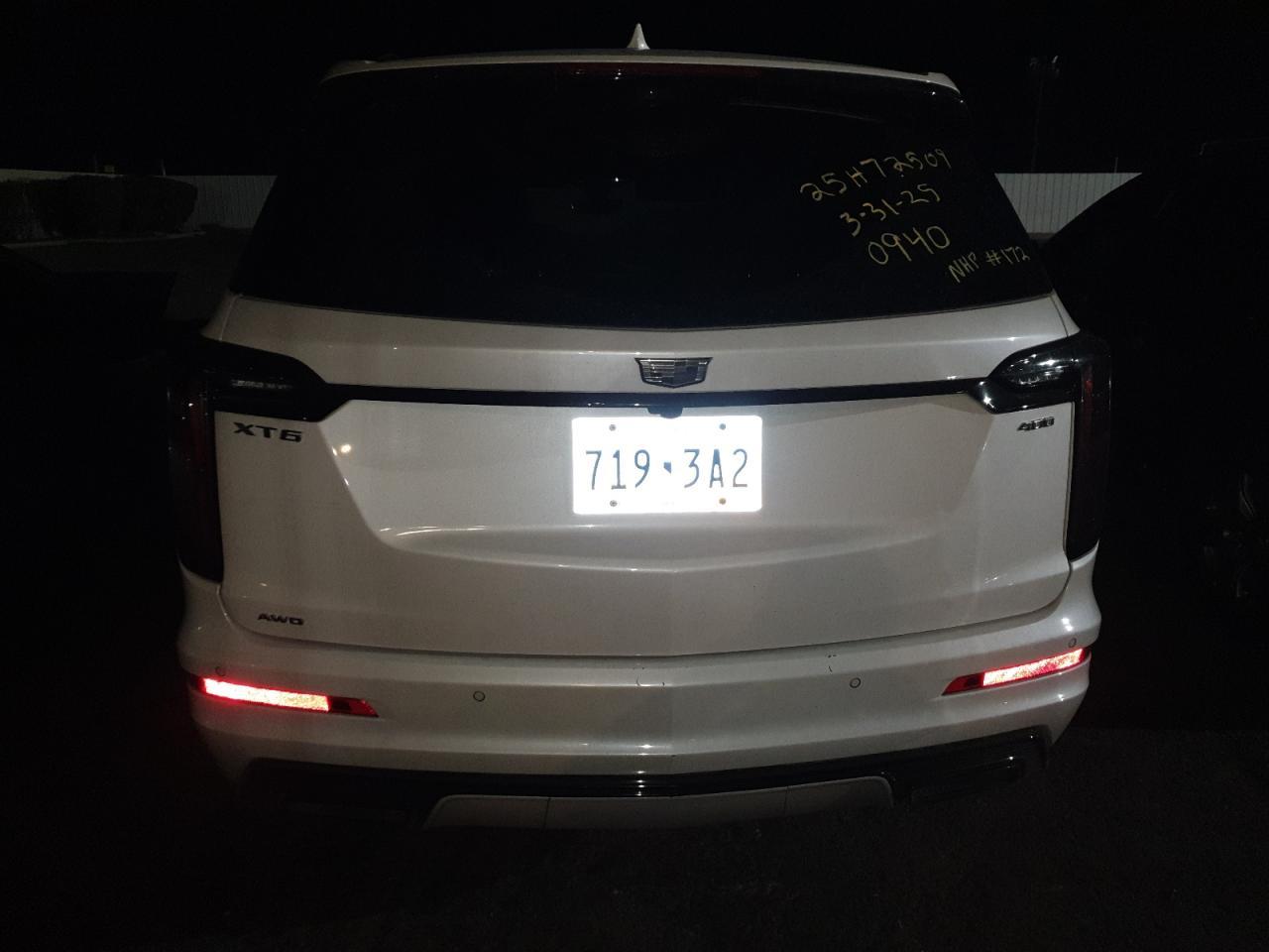 2022 CADILLAC XT6