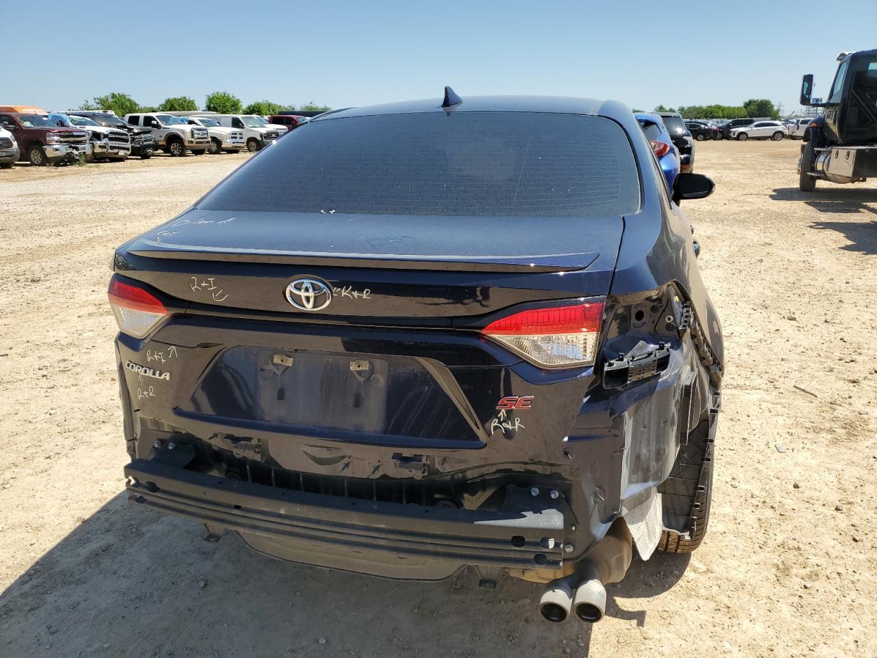 2022 TOYOTA COROLLA