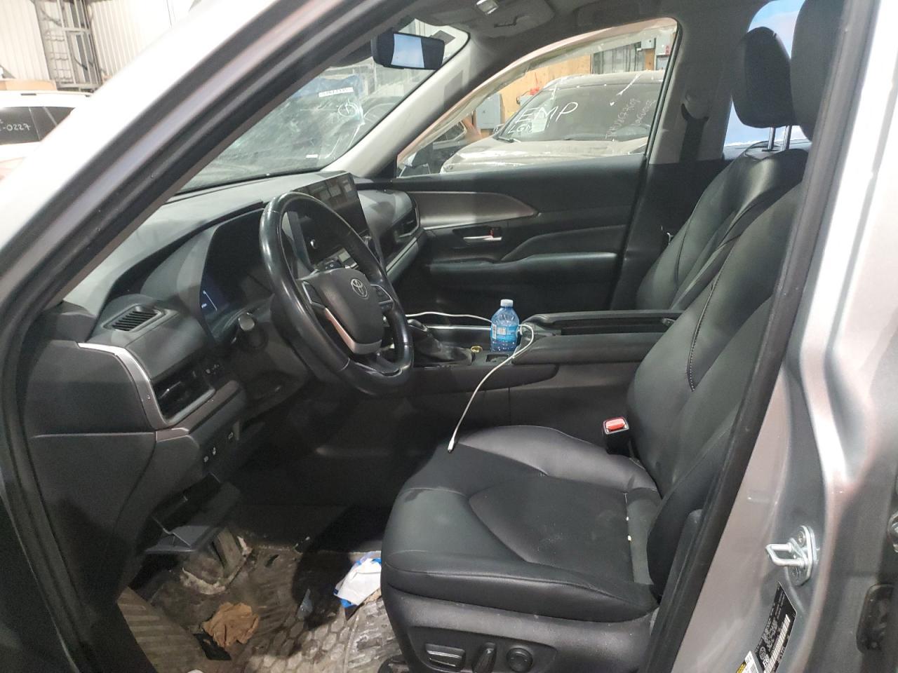 2024 TOYOTA HIGHLANDER