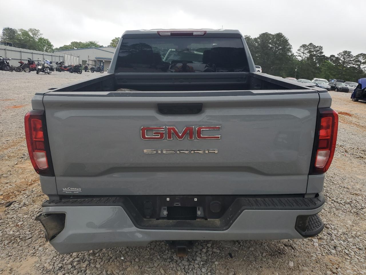 2024 GMC Sierra