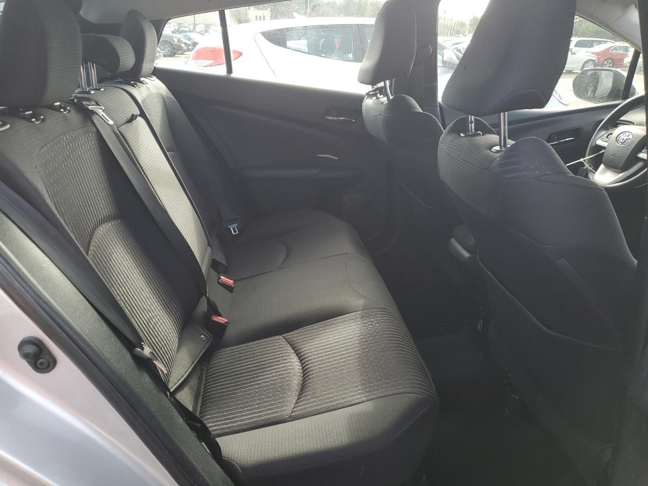 2017 TOYOTA PRIUS