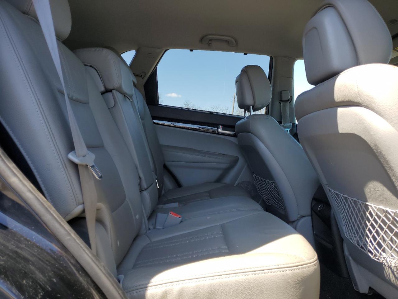 2014 KIA SORENTO