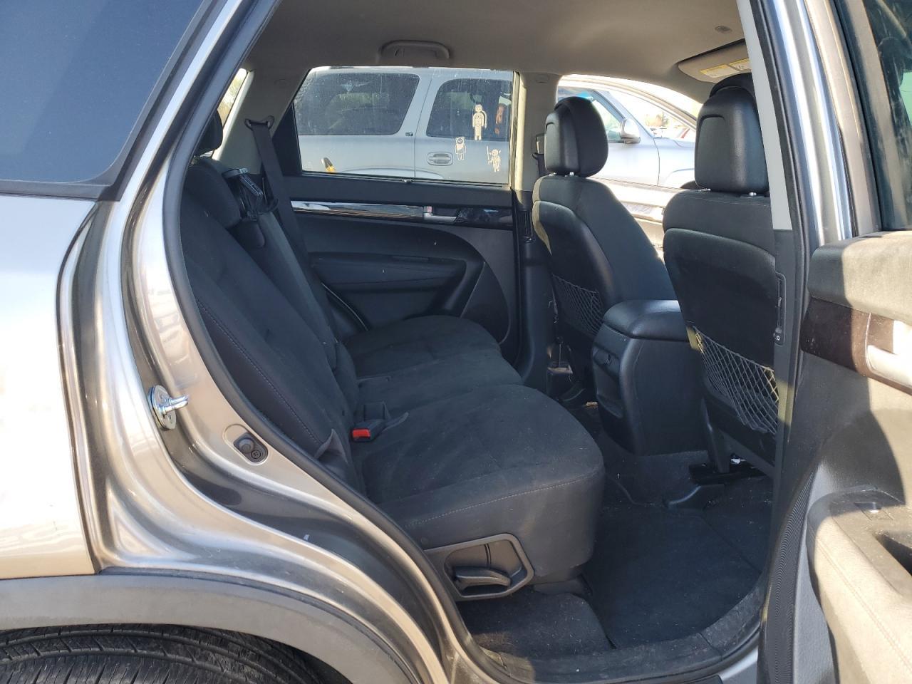 2015 KIA SORENTO