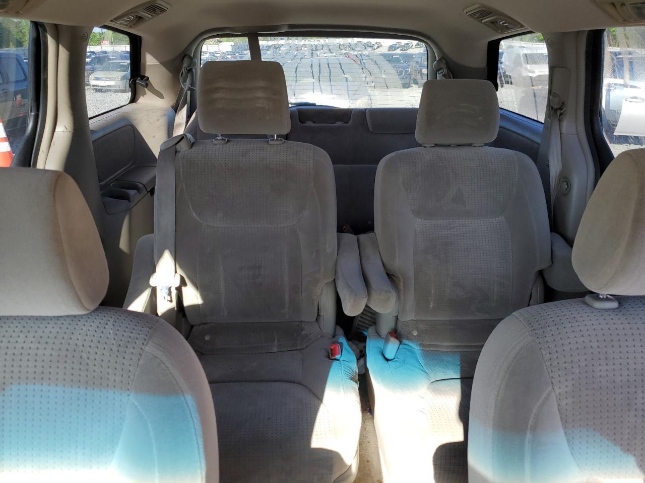 2008 TOYOTA SIENNA
