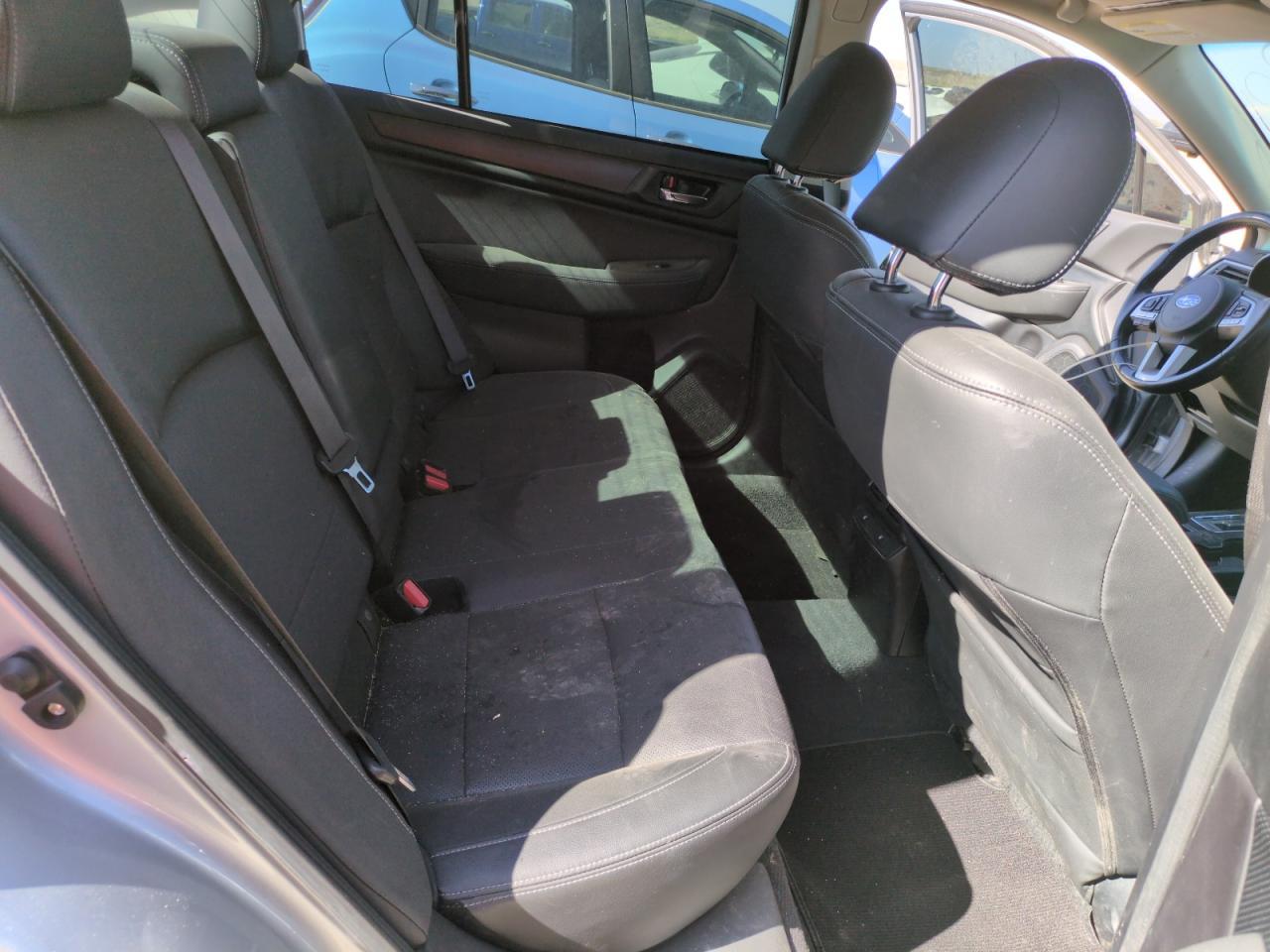 2016 SUBARU Legacy