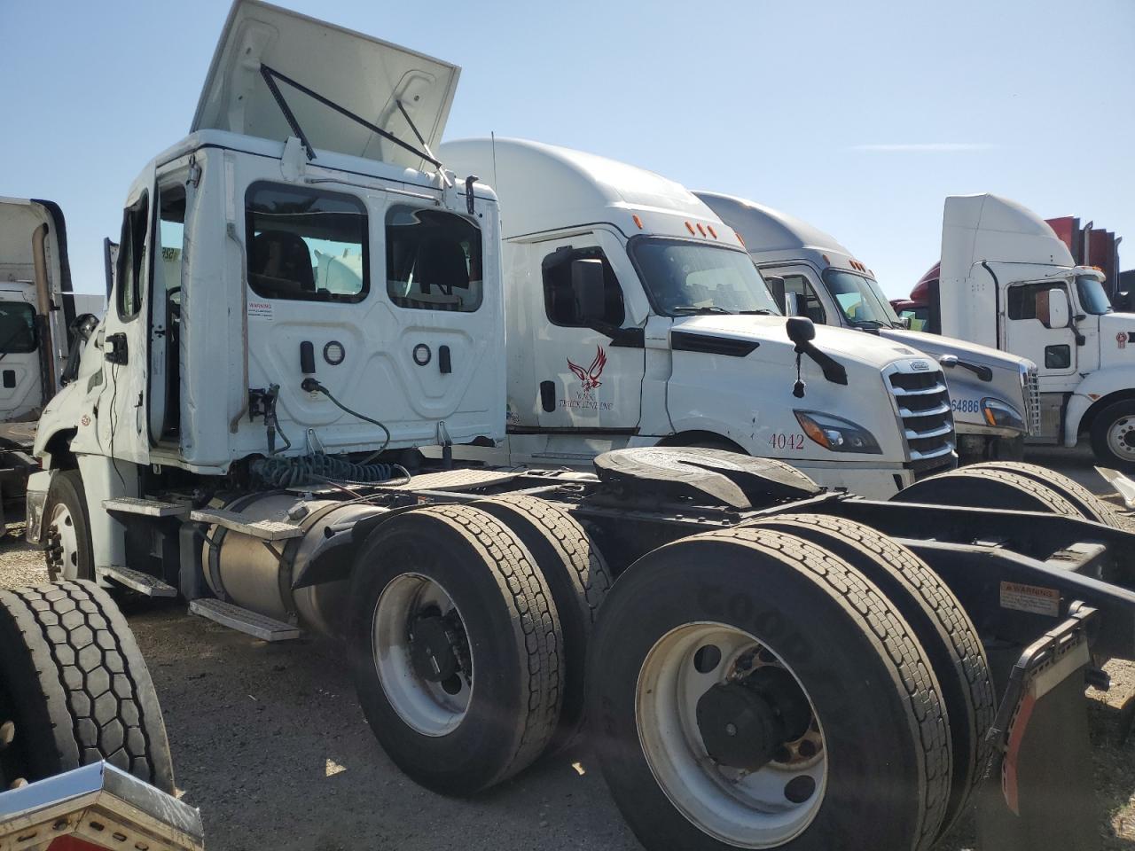 2019 FREIGHTLINER CASCADIA 125