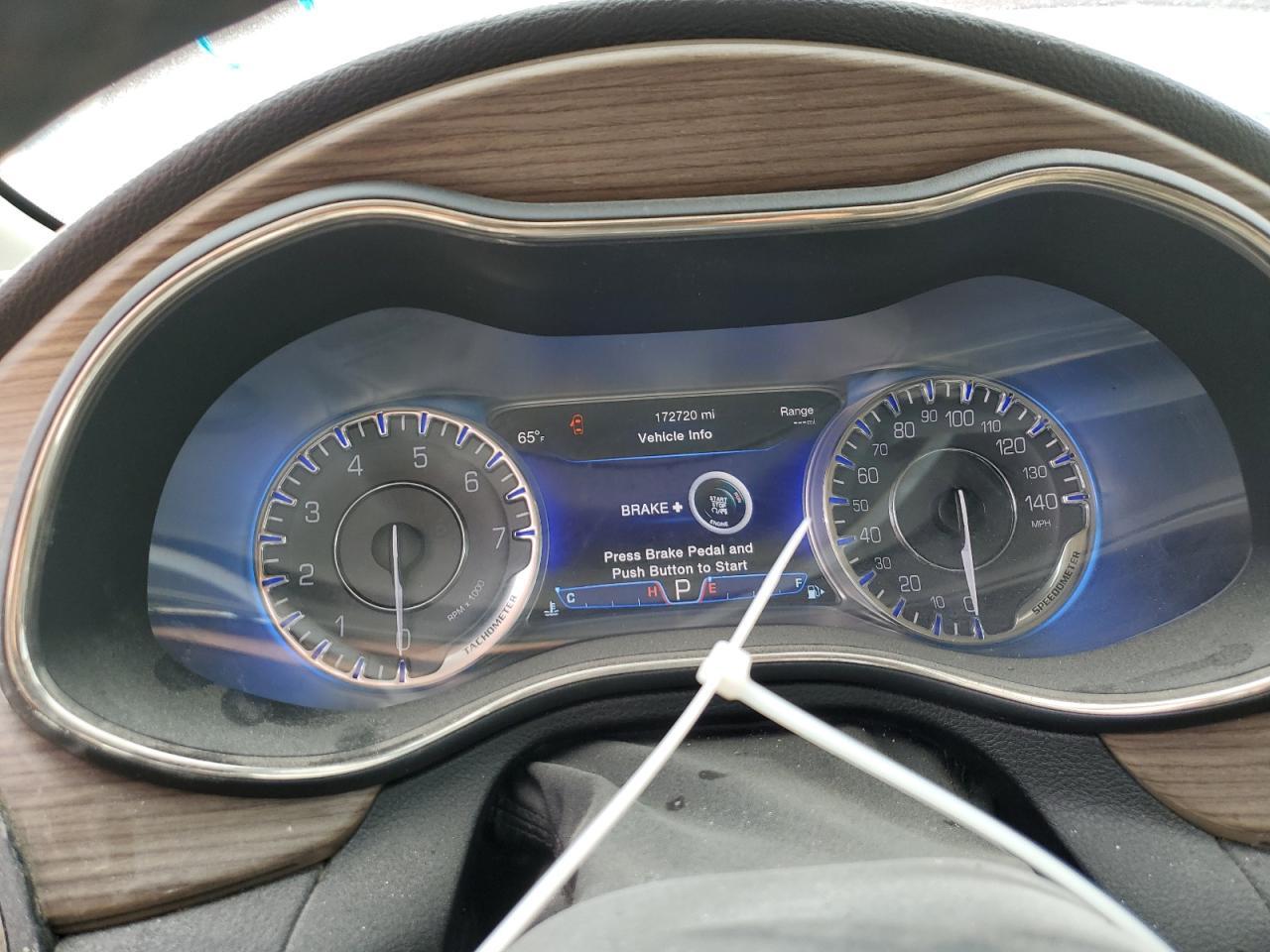 2015 CHRYSLER 200