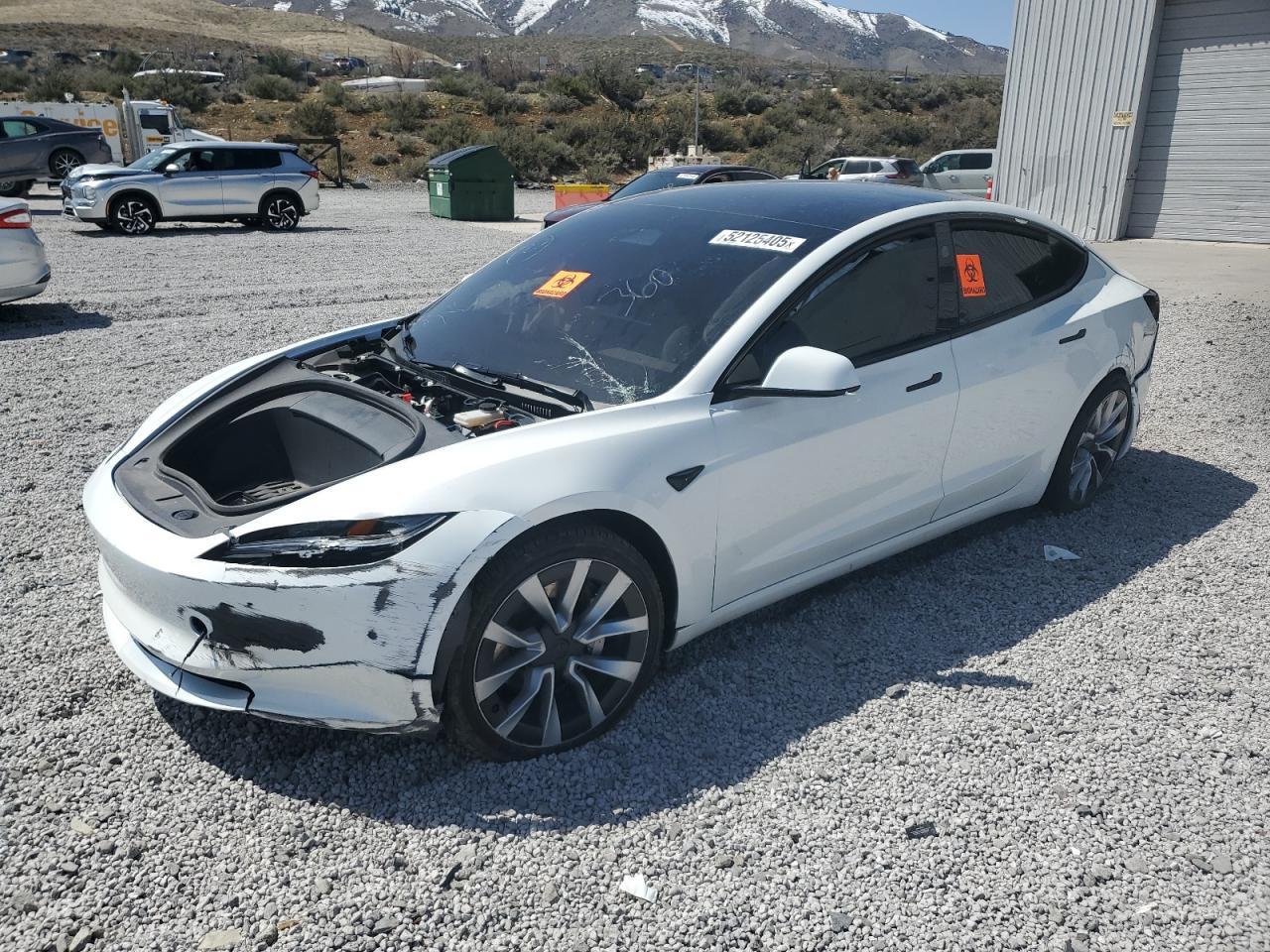 2024 TESLA MODEL 3