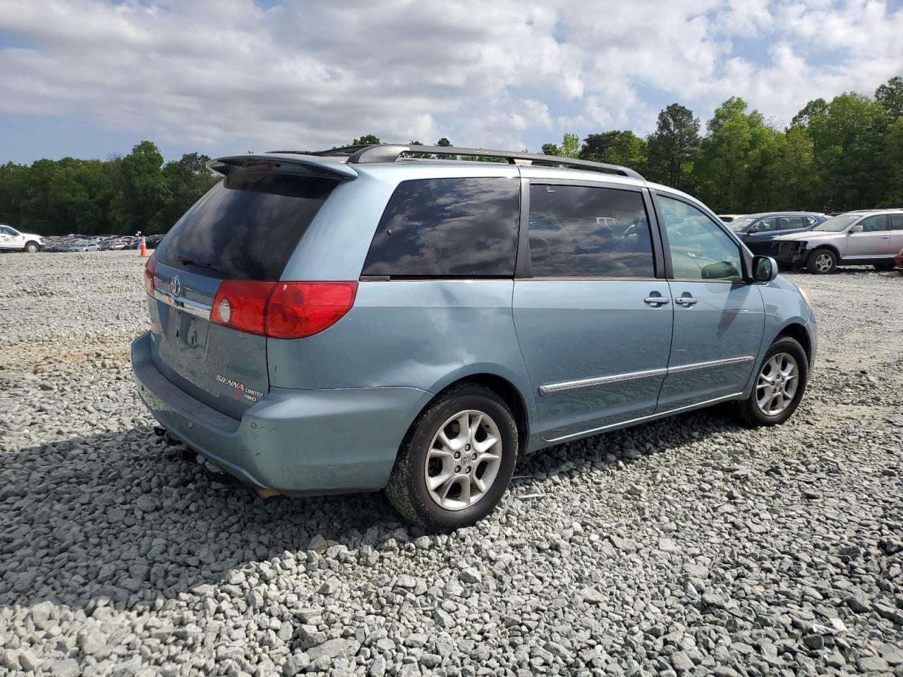 2006 TOYOTA SIENNA
