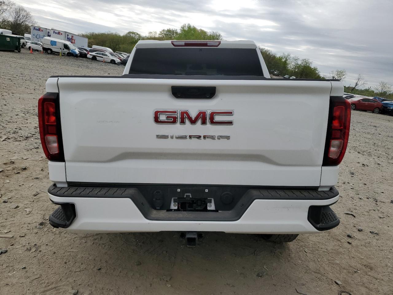 2024 GMC Sierra