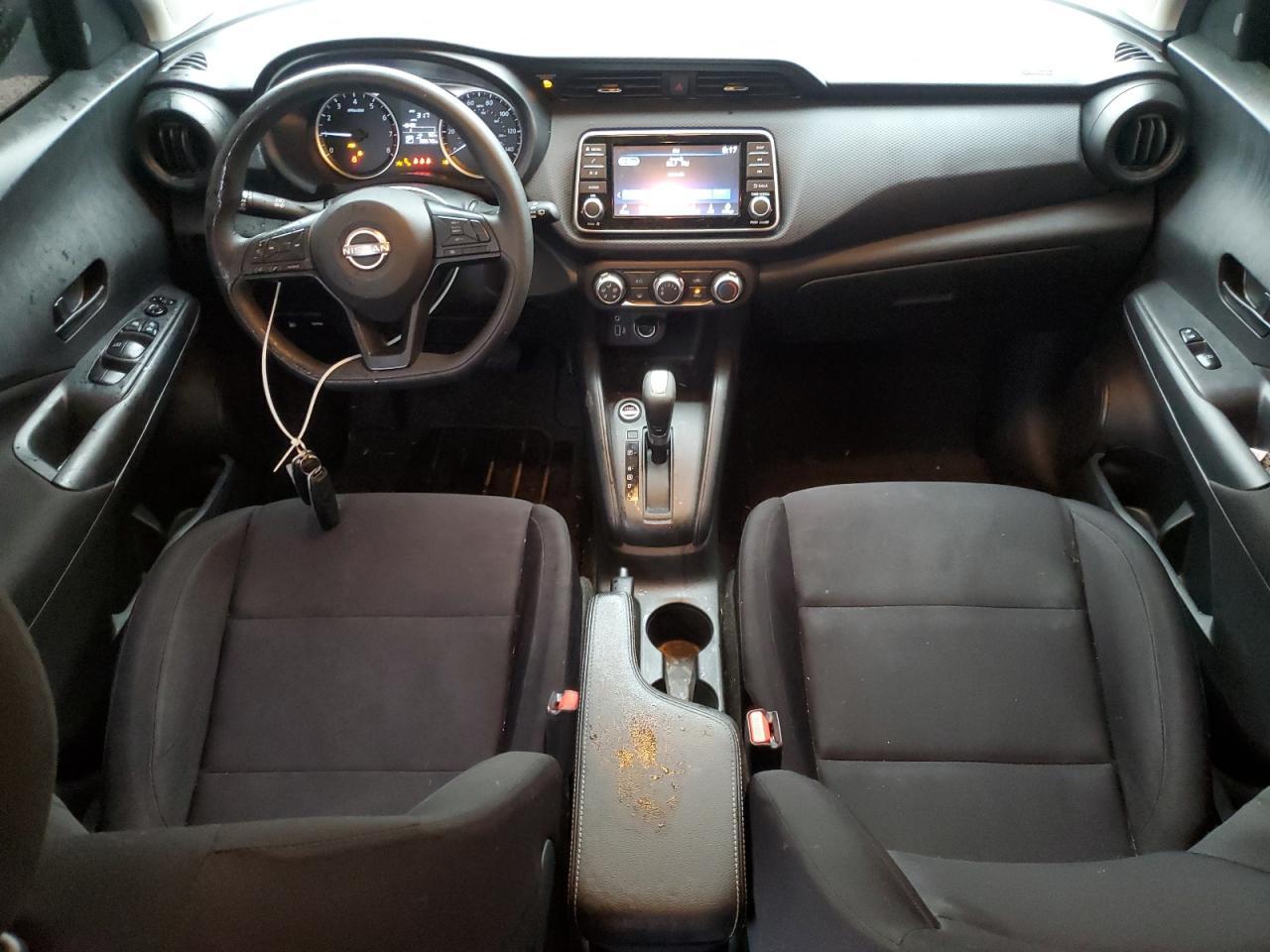 2023 NISSAN KICKS