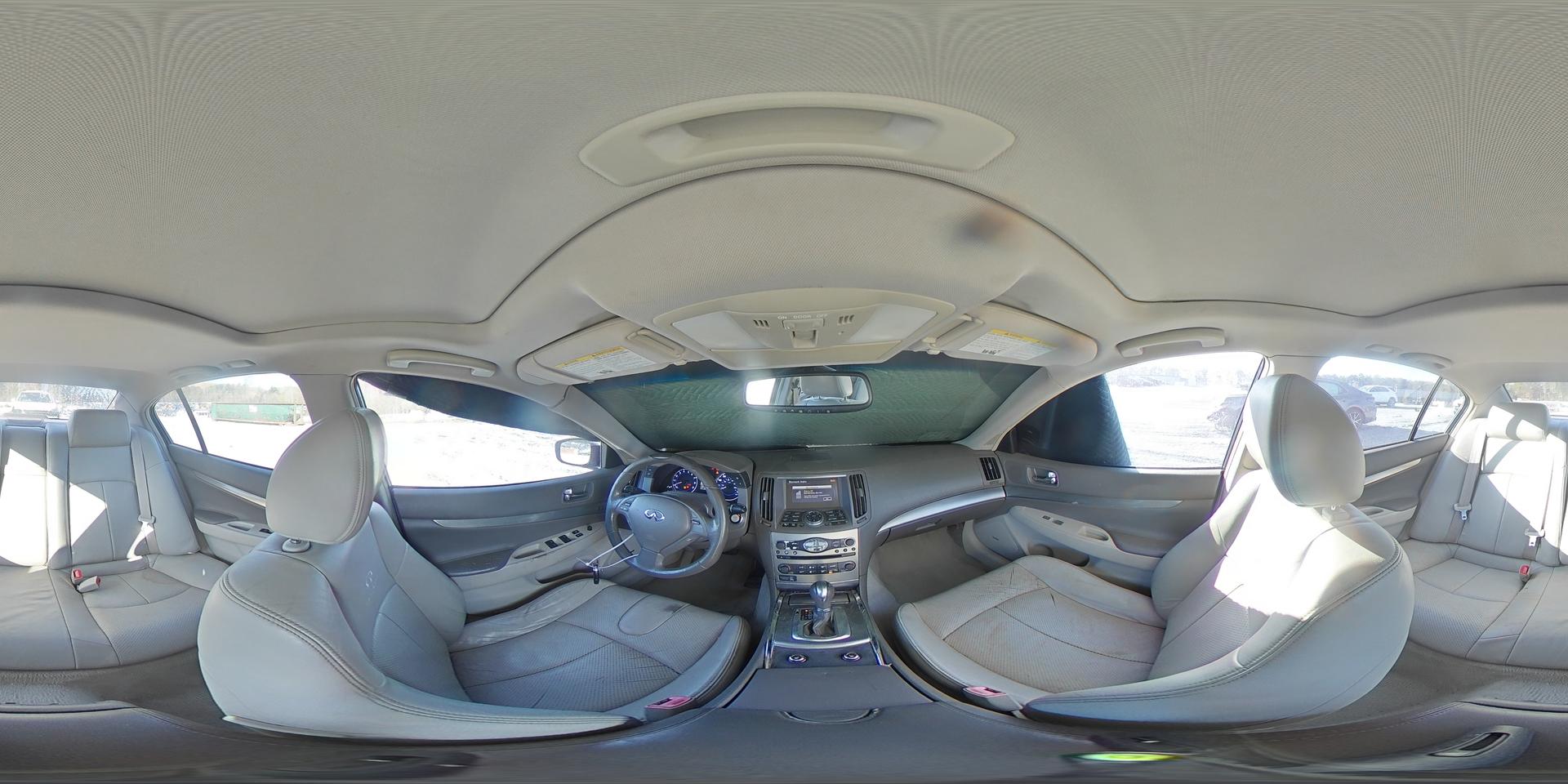 2011 INFINITI G37