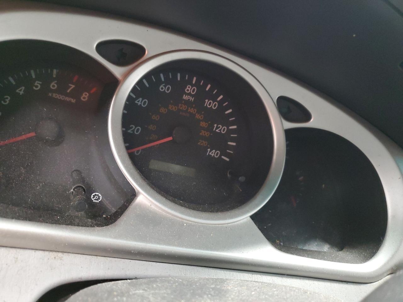 2004 TOYOTA HIGHLANDER