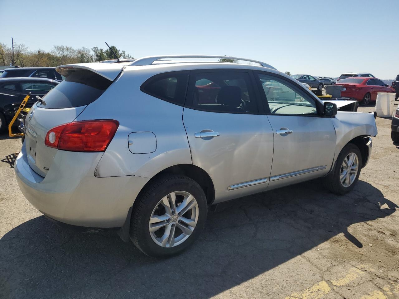 2015 NISSAN ROGUE
