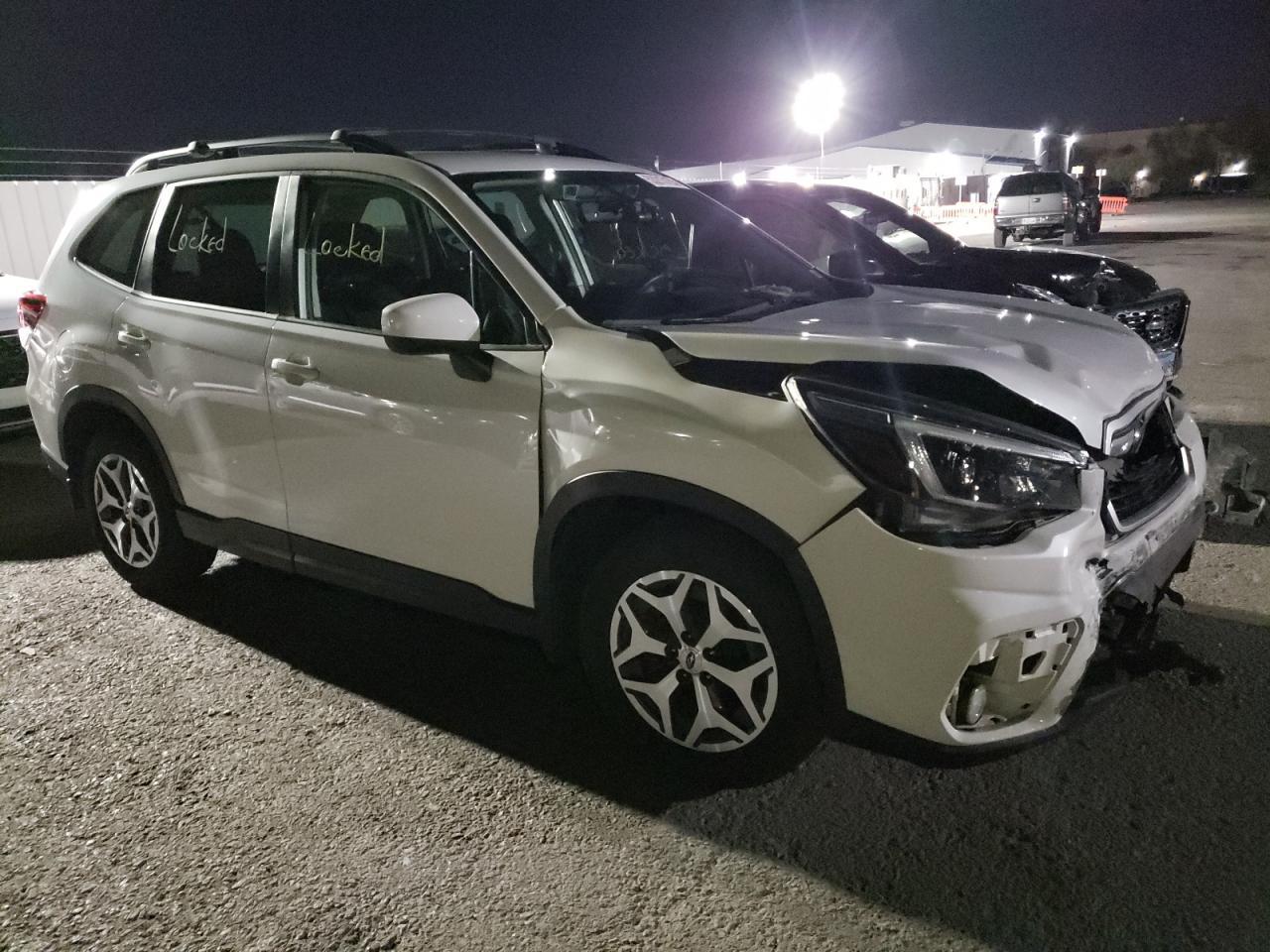 2021 SUBARU FORESTER