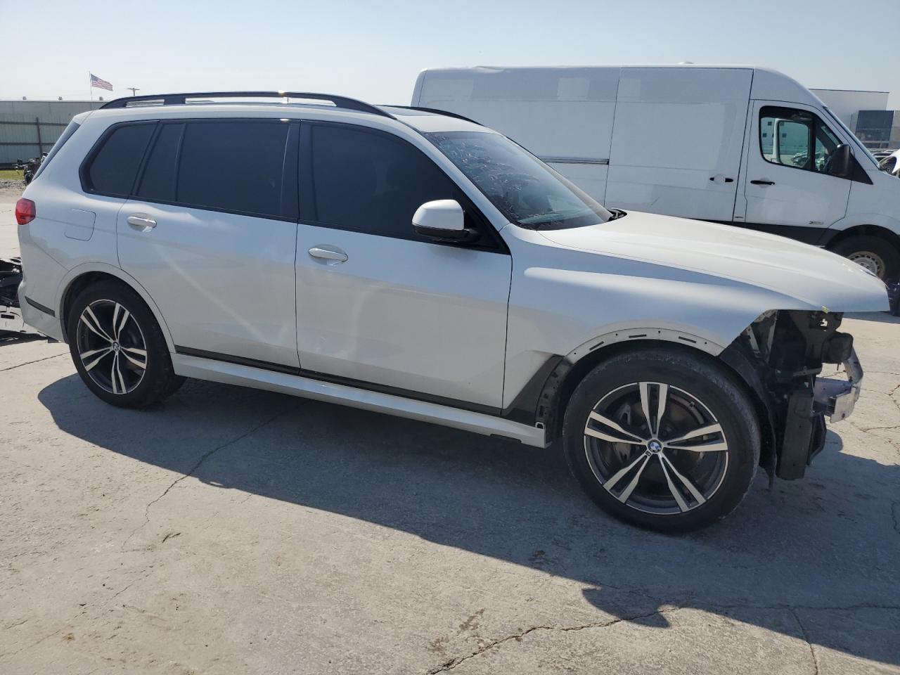 2020 BMW X7