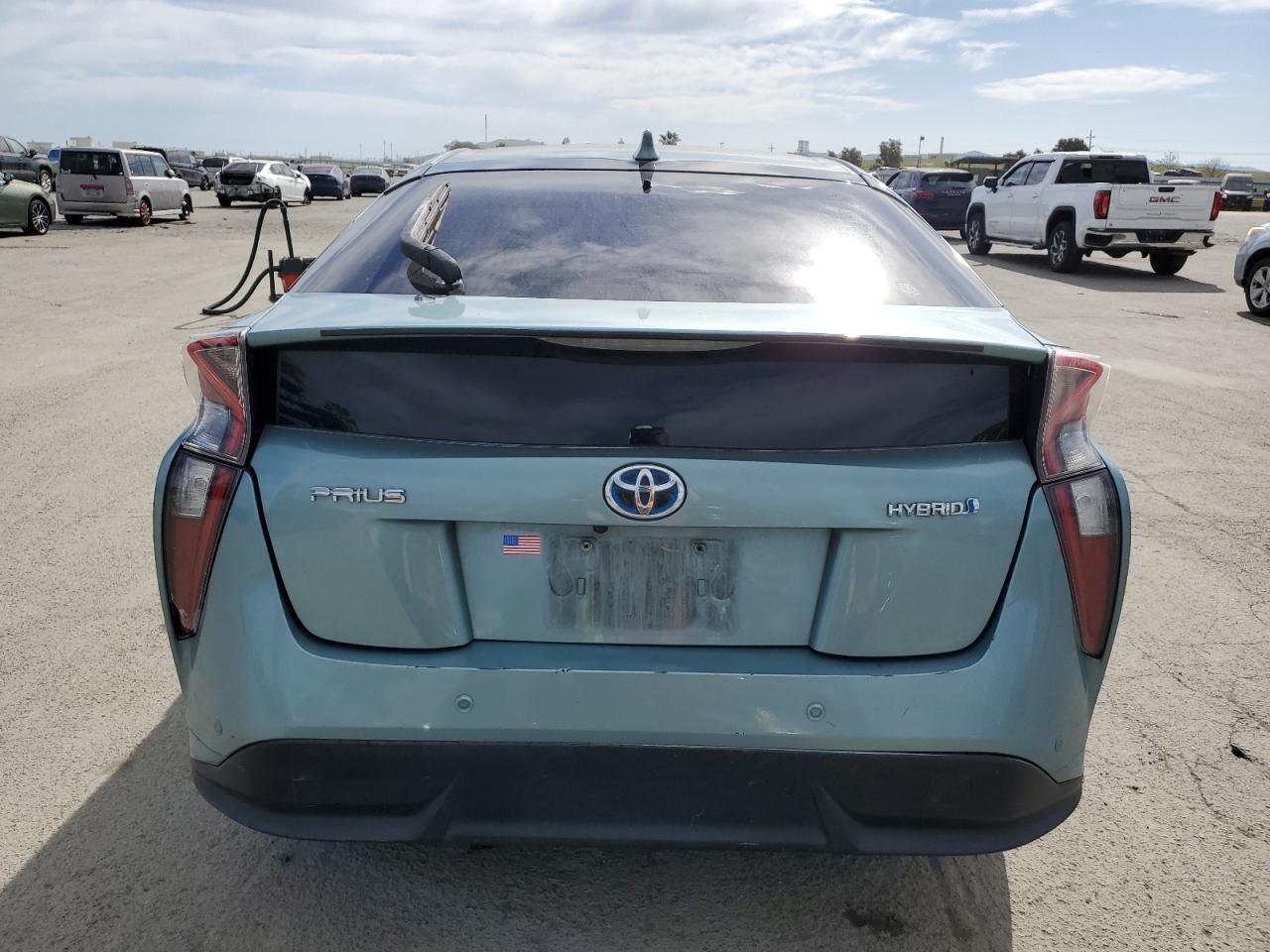 2016 TOYOTA PRIUS