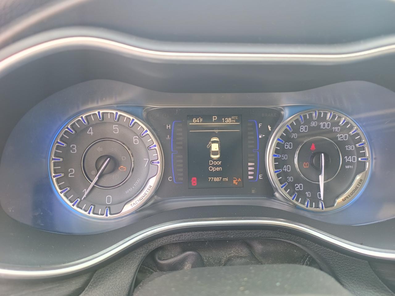 2015 CHRYSLER 200