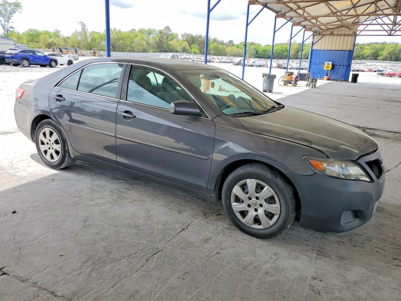 2011 Toyt Camry