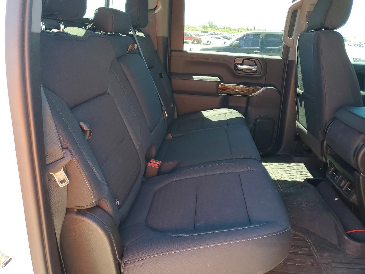 2023 GMC Sierra