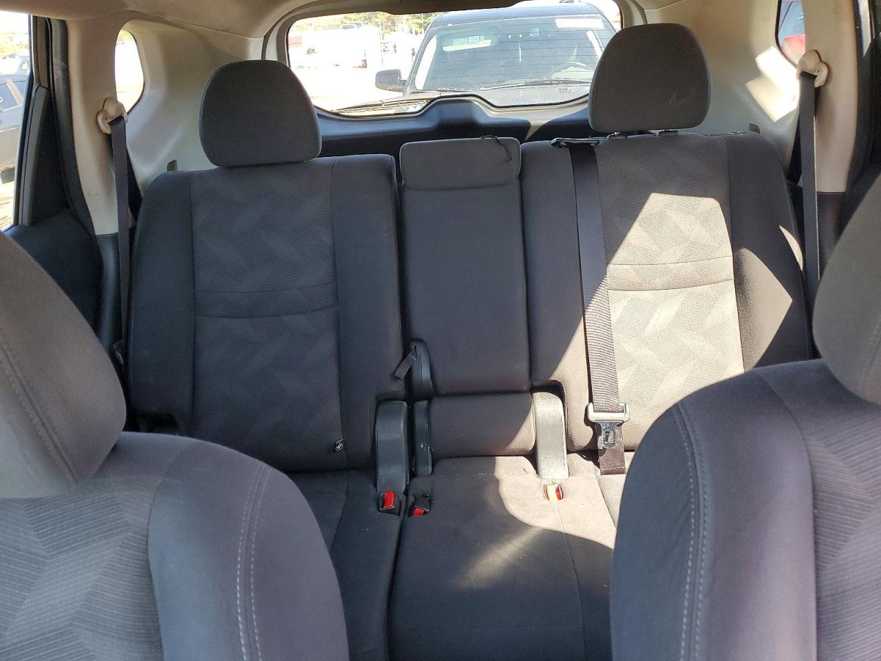 2016 NISSAN ROGUE